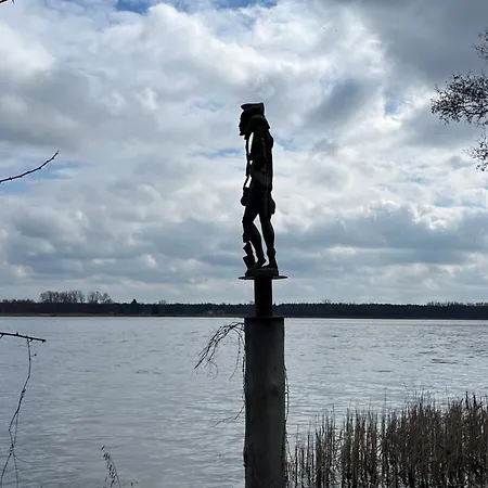 Gold Pearl Zegrze 公寓